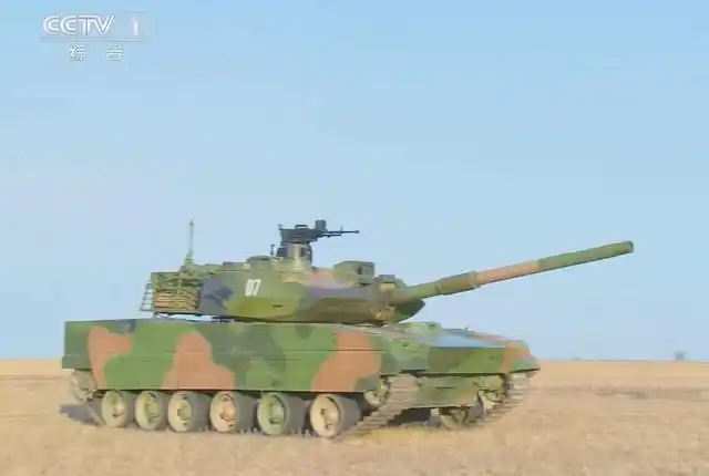 15式新轻坦为何装备105毫米线膛炮?