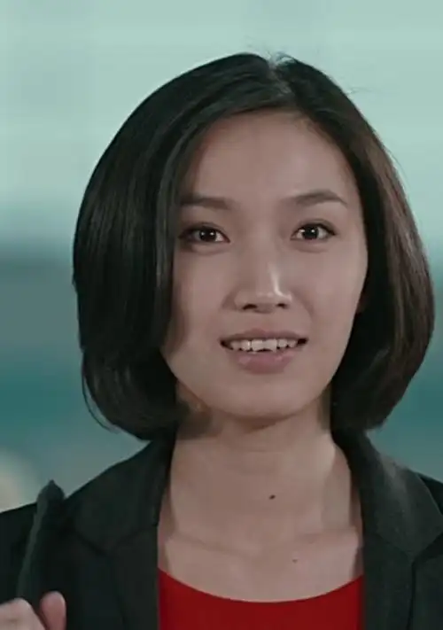 晓红17邹涵虹饰演技评分暂无简介晓红因不会打扮自己遭到男友的讨厌