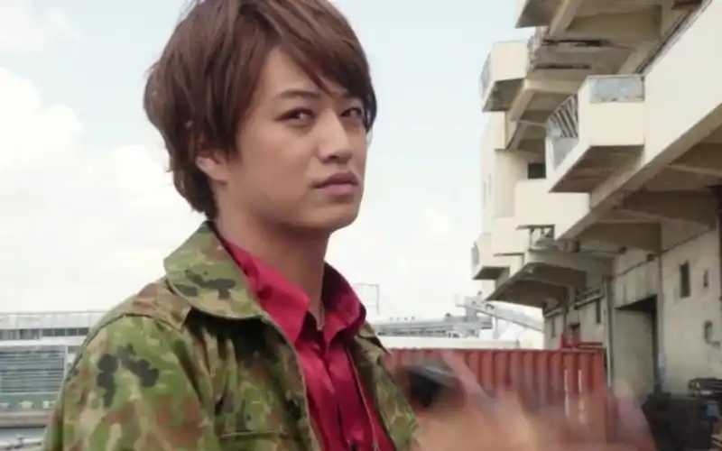 当面盗号!假面骑士"小明哥"名场面,你敢问我的名字吗?