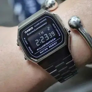 卡西欧小金表反显酷黑小方块表金属手表学生男表a168wgg-1b/1a