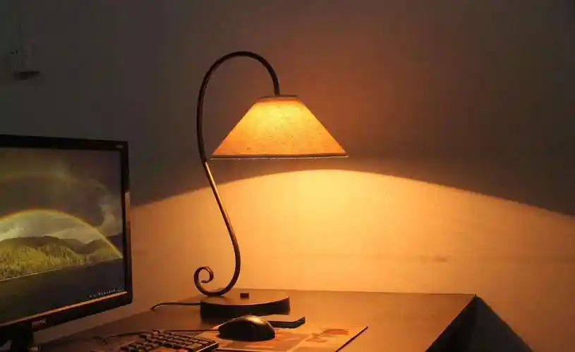 床头灯有什么风水讲究床头灯怎么摆放