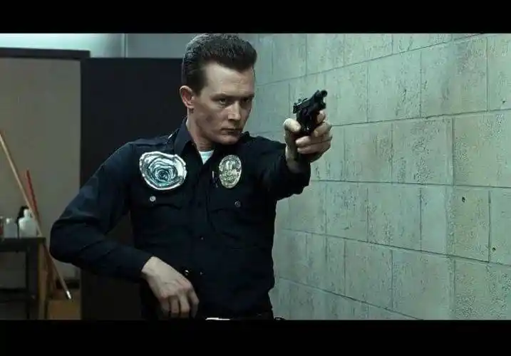 「t-1000」演员罗伯特·帕特里克_终结者_演出_系列