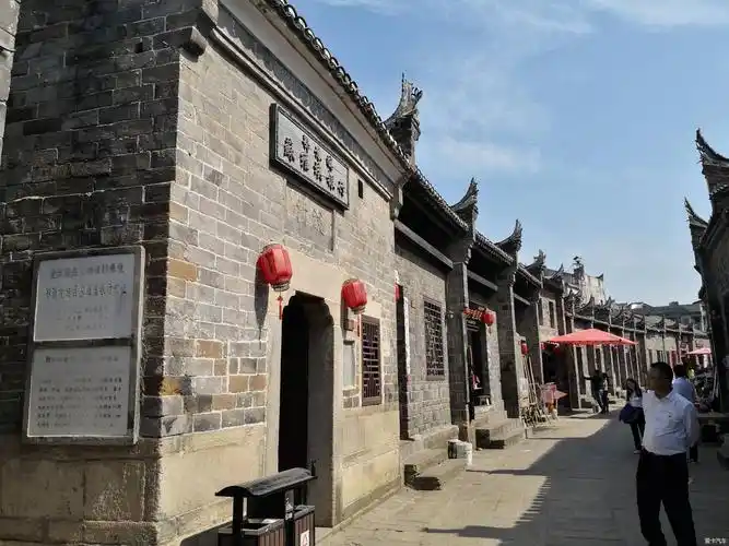 红安七里坪长胜街红色之旅