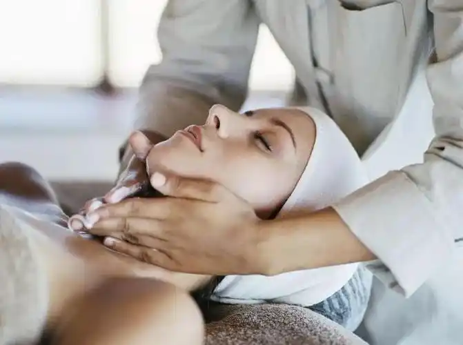 颈部按摩需谨慎小心引起脑梗死