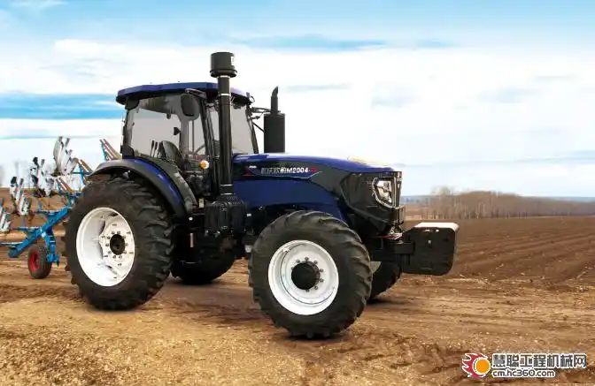 潍柴雷沃m2004-5g拖拉机荣获"年度最佳拖拉机"大奖_慧聪工程机械网