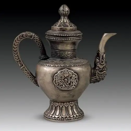 【清乾隆年制银执壶 (一件)】拍卖品_图片_价格_鉴赏_金银琉璃珐琅器