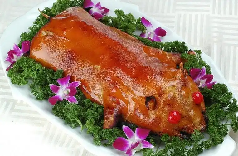 山东威海哪里教脆皮烤乳猪技术多久学会