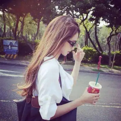 简约小清新女生头像侧脸美女