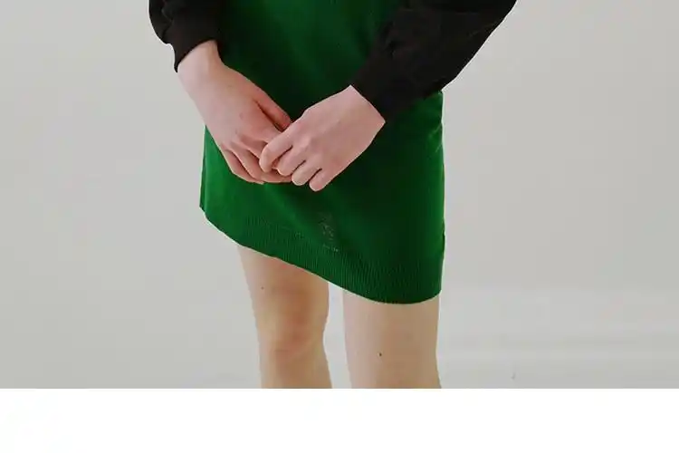 简约redolent字母印染女士短腰圆领卫衣_白色