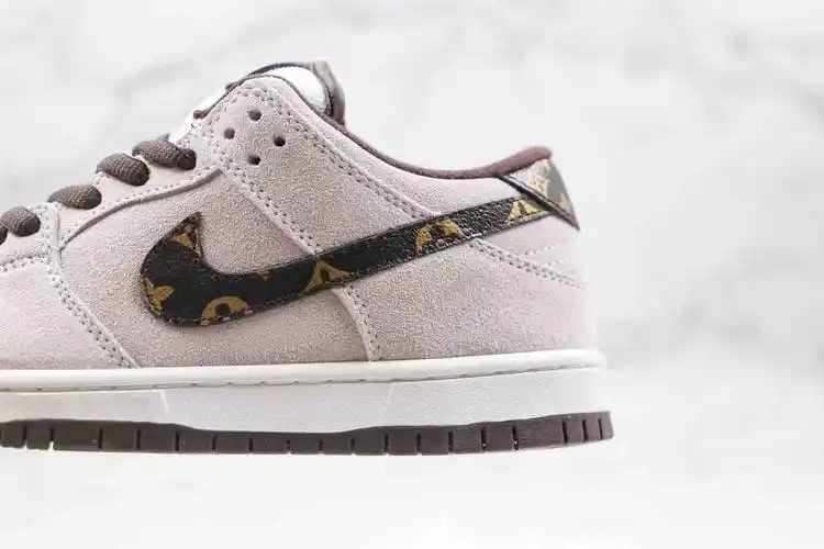 耐克nikesbdunklowloon纯原版本低帮dunk板鞋lv联名款灰棕色扣篮系列