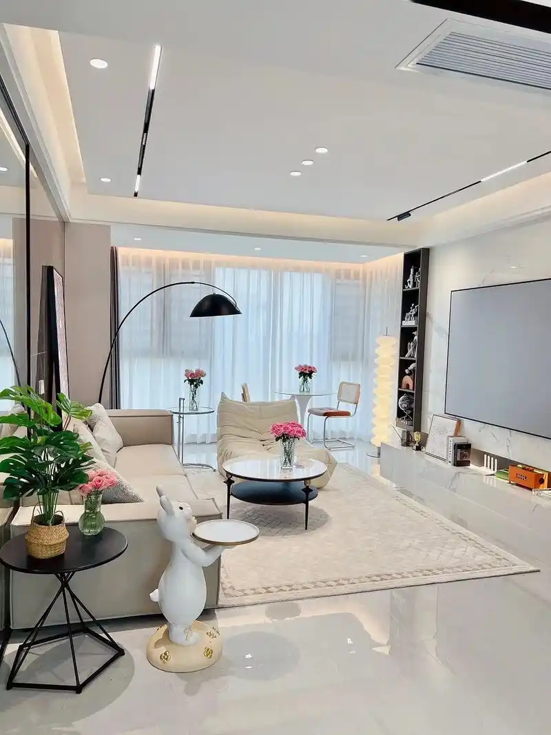 客厅悬浮吊顶加无主灯设计真的很高级.#客厅 #无主灯设计 # - 抖音