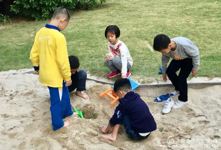 沙池里的孩子们 - 美篇