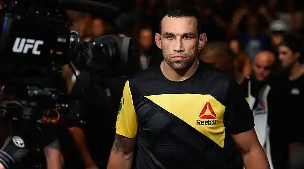 前ufc重量级冠军法布里西奥·温顿药检不合格