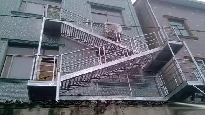 盘锦楼梯,盘锦楼梯厂家,盘锦室外楼梯