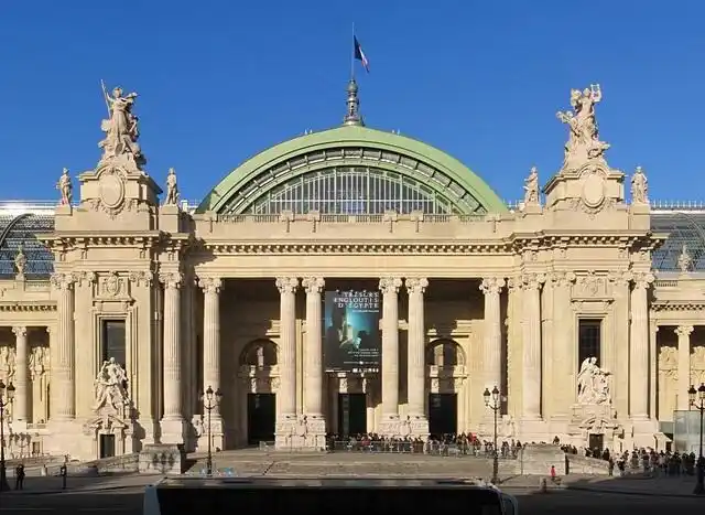 在我们参观的时候宏伟的展厅并不开放这一点令人失望