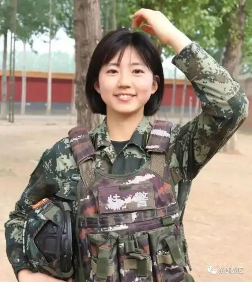 怀揣梦想走进军营她们剪掉长发,留下短发有一种女孩,叫女兵注定她们有