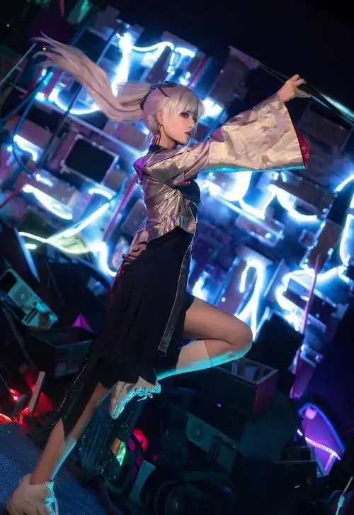 王者荣耀真人小姐姐cos上官婉儿天狼绘梦者!