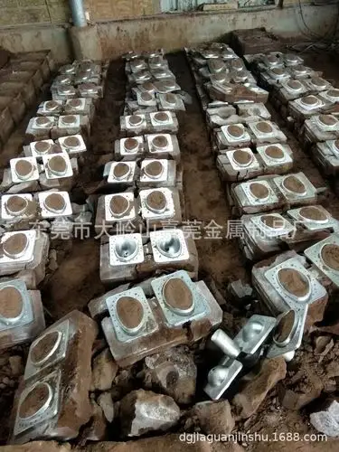 厂家直供 翻砂铸造 铸铝件 内衣模具 胸模 砂铸铝模具 金属模具