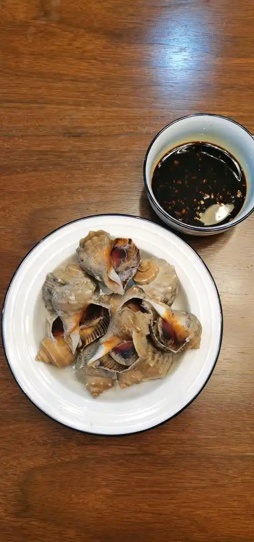 水煮海螺怎么做_水煮海螺的做法_豆果美食