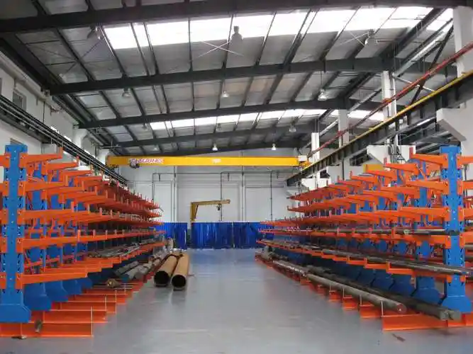 在悬臂式货架上增加搁板的好处,你知道吗?