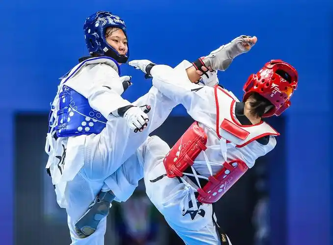 跆拳道——女子49公斤级半决赛赛况|跆拳道|陕西省|半决赛_新浪新闻