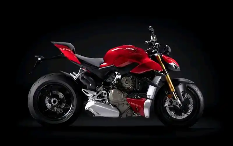 杜卡迪最强街车streetfighter v4,真正的街头霸王