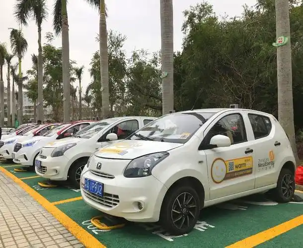 正方新能源智慧停车场内运营的共享电动汽车