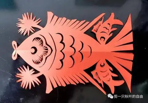 对称鱼剪纸图案大全