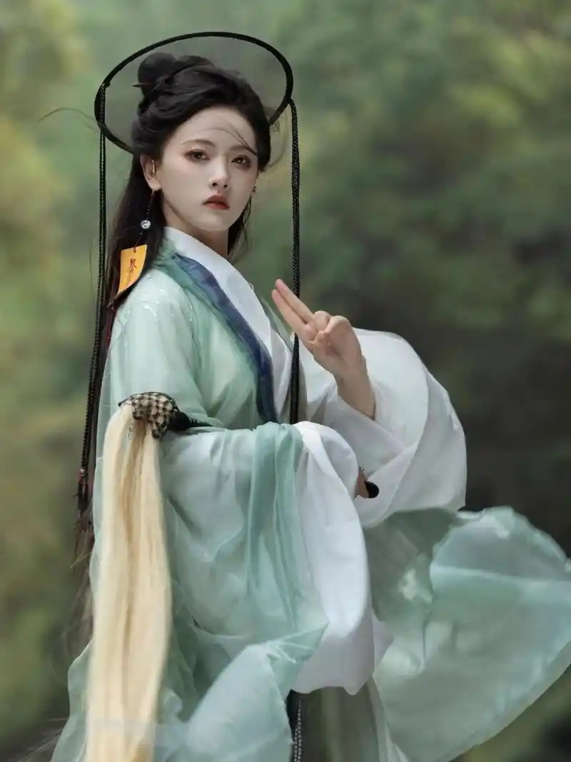 拜水都江堰,问道青城山