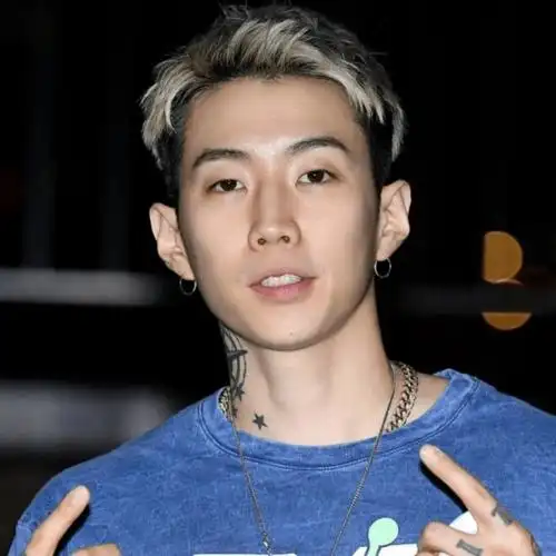 粉丝点赞第二名:朴宰范//要和我喜欢的人 一年又一年 十年又十年这