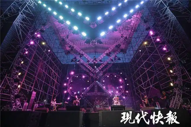 嗨起来南京森林音乐狂欢节唱响方山音乐谷