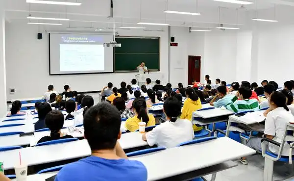 西南医科大学:确保师生安全 勇担医疗救治使命