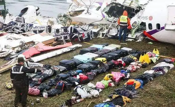 原创飞行员错按一个键导致264人无一生还座舱长是陈建州的父亲