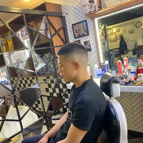 美式渐变寸头00