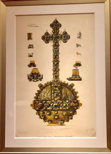 的俄罗斯宫廷典礼" 写美篇本次展览共展出151件(套)展品,涵盖沙皇华服