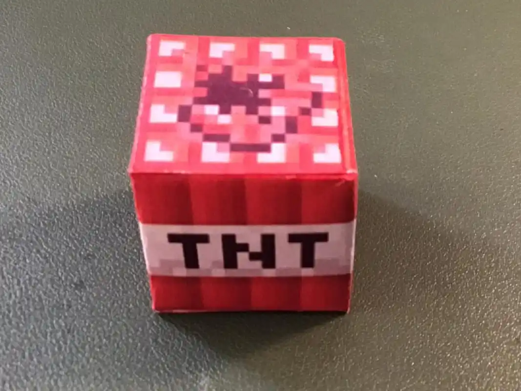 我的世界纸模 tnt 附图纸 我的世界纸模 tnt 附图纸