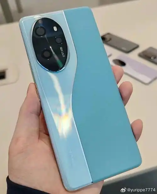 荣耀100系列真机外观曝光 pro版配备"药丸屏"