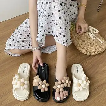 时尚女拖鞋太阳花拖鞋网红小雏菊凉拖鞋女夏天外穿韩版街拍防滑款