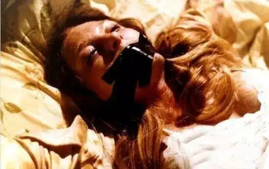 真人真事改编的高分恐怖电影,鬼故事也许就在你身边!_影片