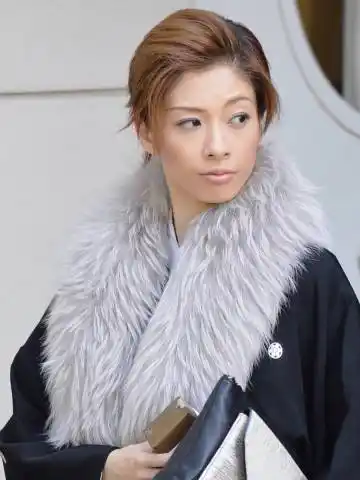 明日海是哪里下凡的神仙啊