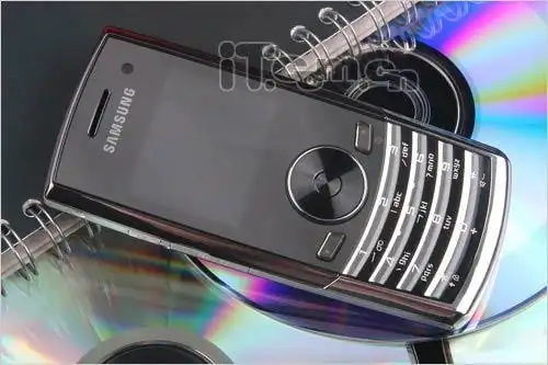 金属薄客秀 三星镜面精巧直板l170评测_手机_科技时代_新浪网