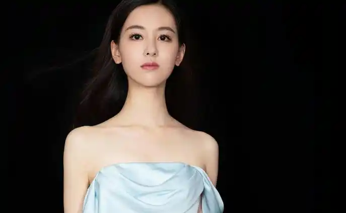 陈都灵:要不是因为一张证件照,我现在应该在另外一个行业发光