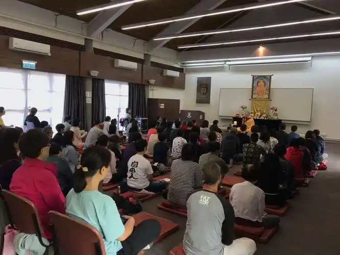 「你是谁?」周末禅修闭关