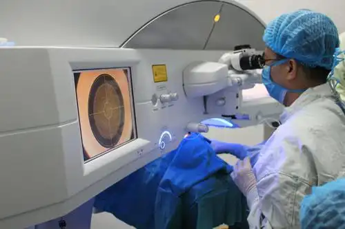 飞秒激光手术 激光眼睛手术保险