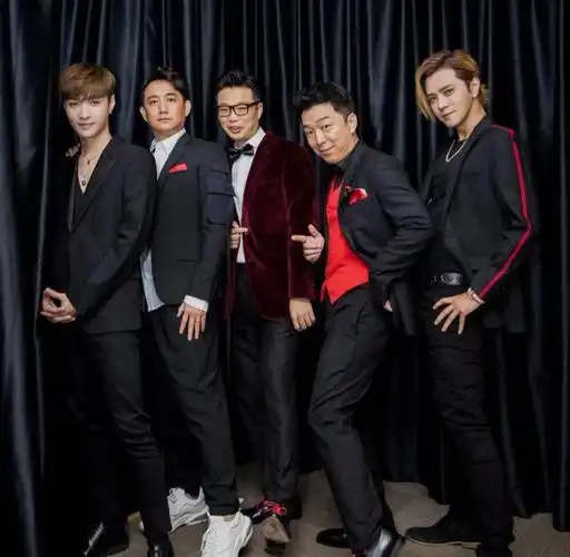 黄磊生日一众明星好友送来祝福罗志祥发微博居然祝福错了人