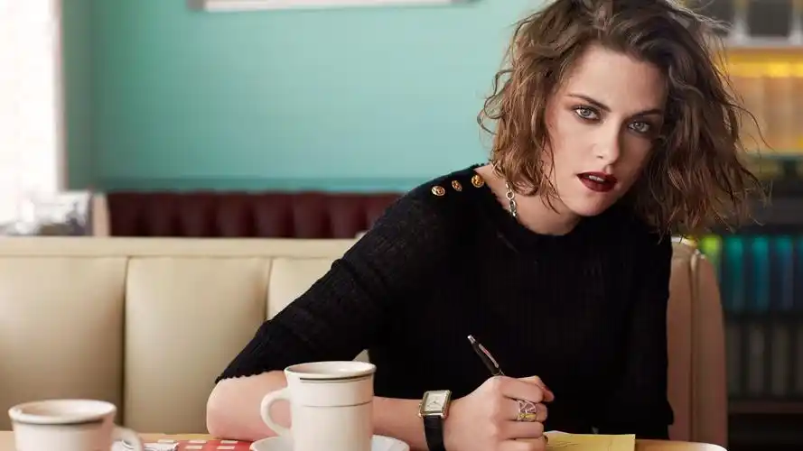 斯图尔特克里斯汀黑嘴唇壁纸800x600分辨率查看