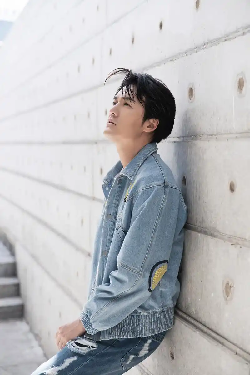 吴克群我承认过气没什么输不起的