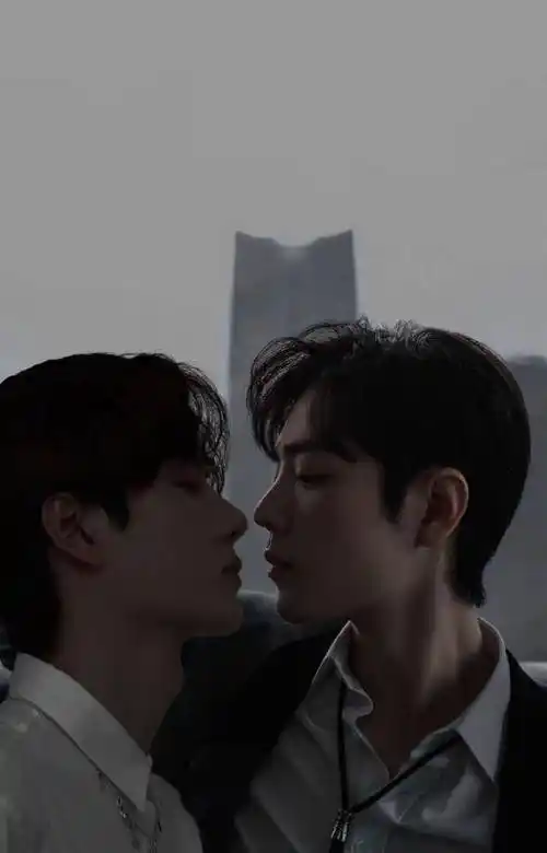 王一博与肖战的合照,每一张都非常有魅力,让人目不转睛