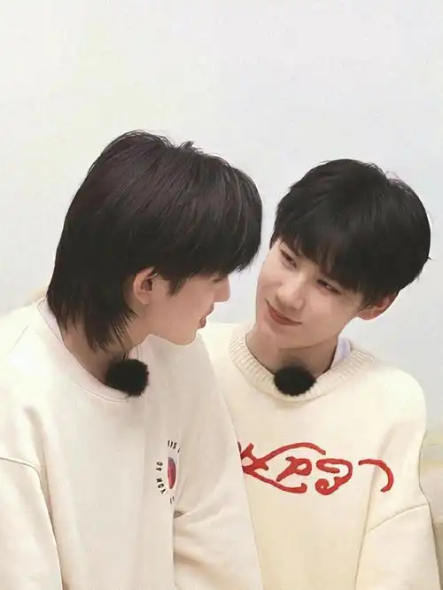 时代少年团  #宋亚轩  #张真源 #轩源 #源轩  #0217源轩合唱五周年