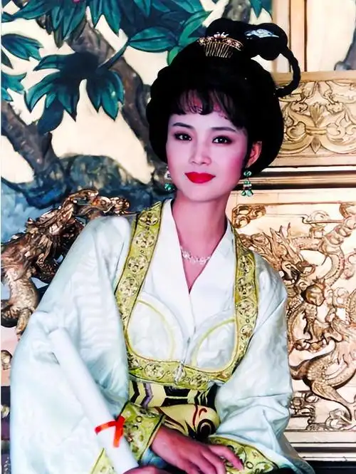 重温95版《武则天》:女演员颜值都是天花板,43岁刘晓庆都美到哭